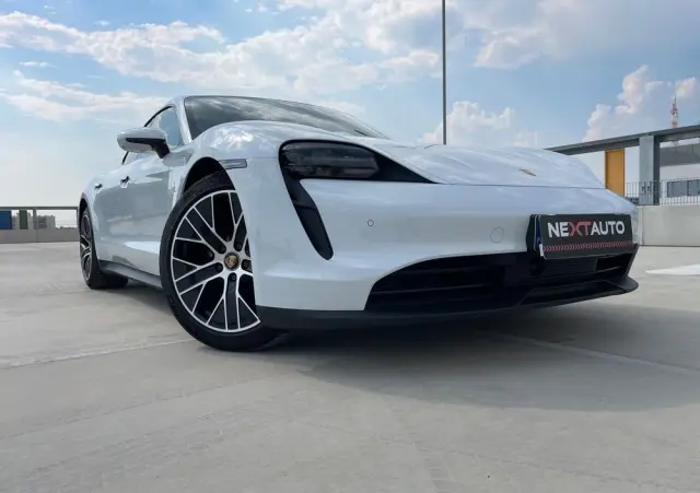 PORSCHE Taycan 4S Performance Plus