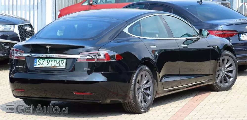 TESLA Model S Dual Motor Allradantrieb