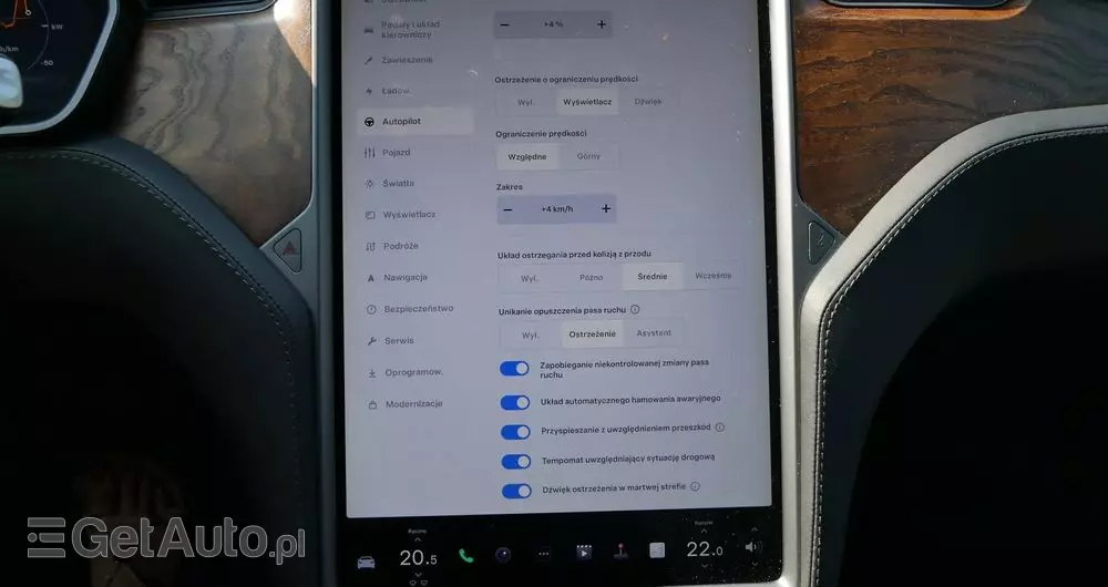 TESLA Model S Dual Motor Allradantrieb