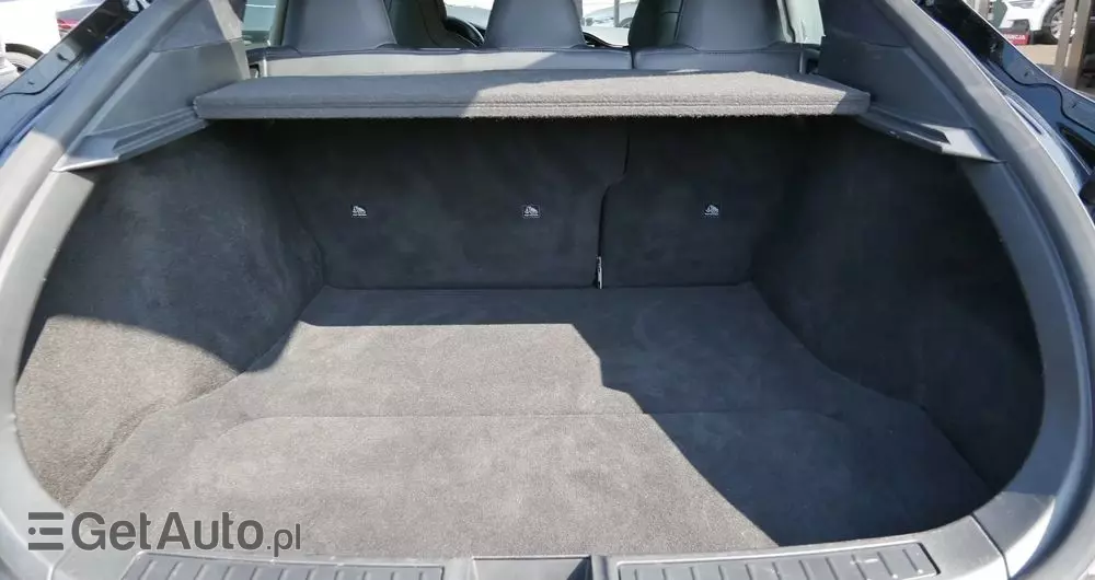 TESLA Model S Dual Motor Allradantrieb