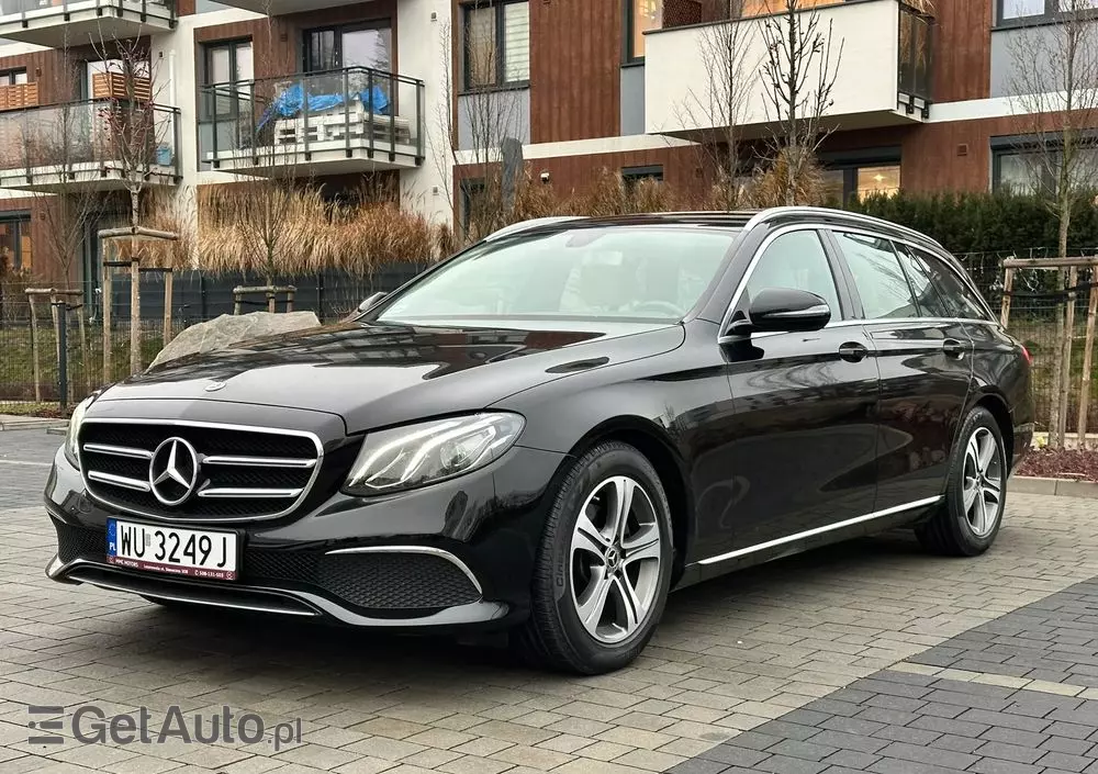 MERCEDES-BENZ Klasa E 220 d Business Edition 9G-TRONIC
