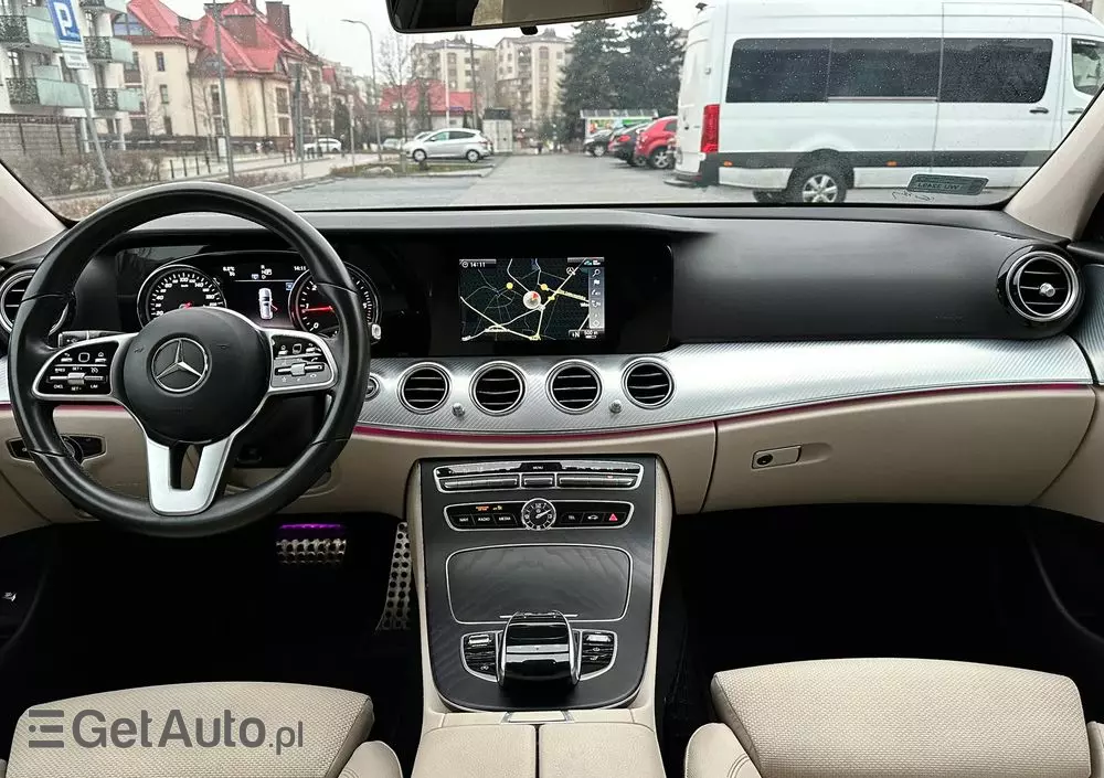 MERCEDES-BENZ Klasa E 220 d Business Edition 9G-TRONIC