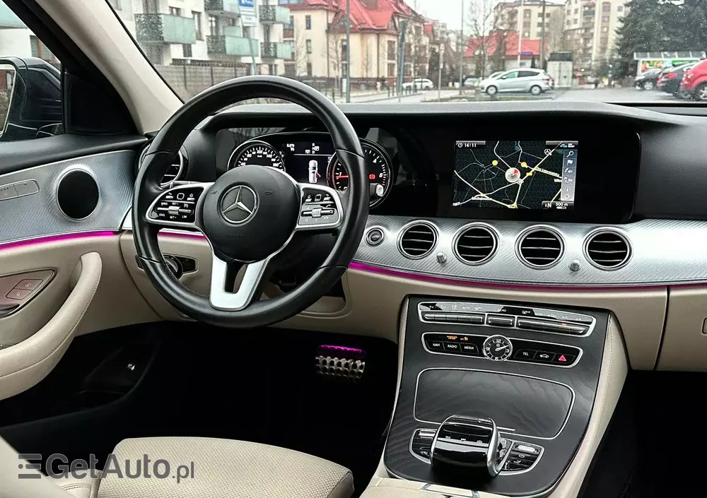 MERCEDES-BENZ Klasa E 220 d Business Edition 9G-TRONIC