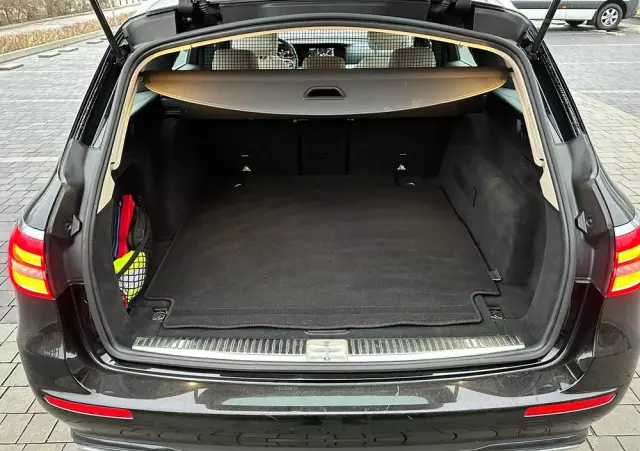 MERCEDES-BENZ Klasa E 220 d Business Edition 9G-TRONIC