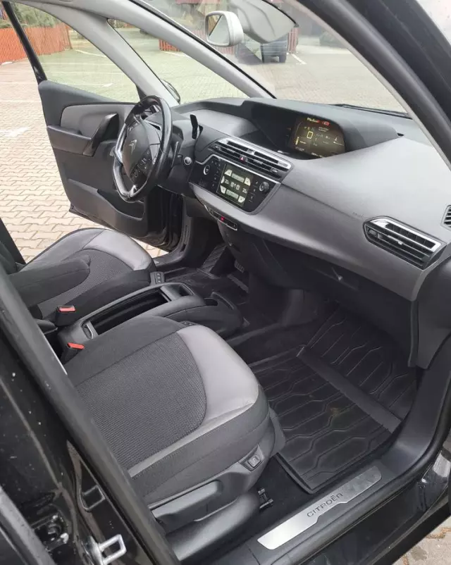 CITROËN C4 Picasso E-HDi 115 ETG6 Exclusive