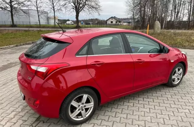 HYUNDAI I30 