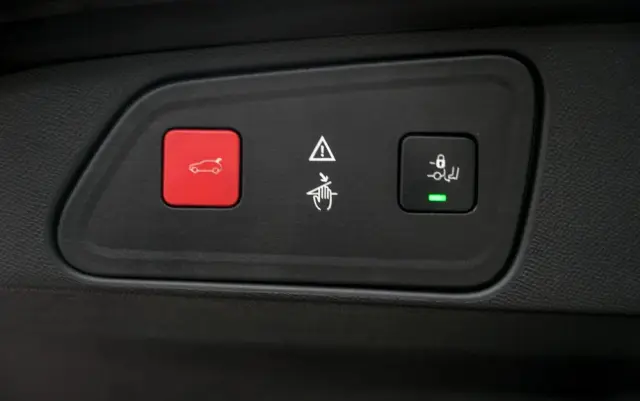 PEUGEOT 3008 THP 165 EAT6 Stop & Start Active