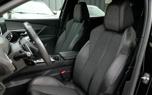 PEUGEOT 3008 THP 165 EAT6 Stop & Start Active