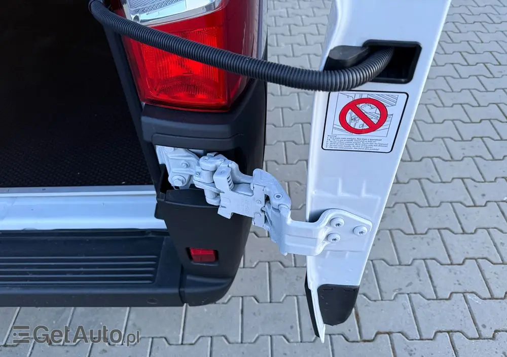 PEUGEOT Boxer L3H2 Automat 