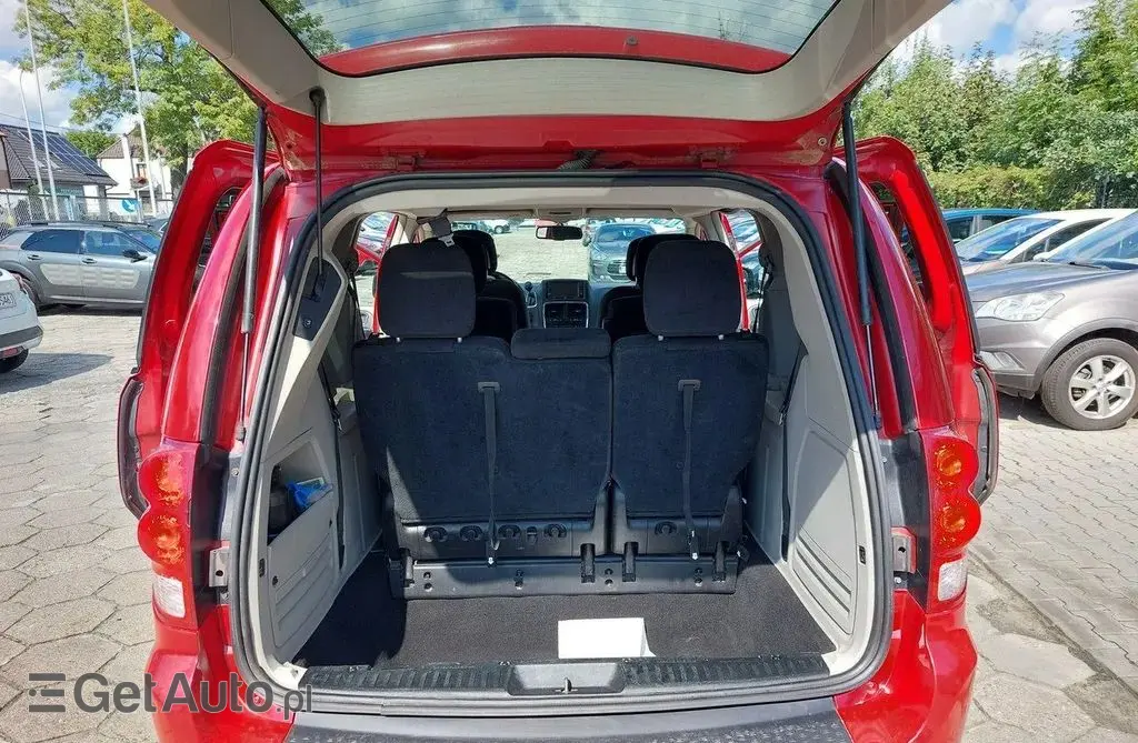 DODGE Grand Caravan 