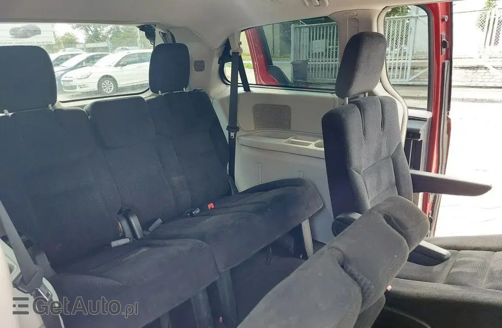 DODGE Grand Caravan 