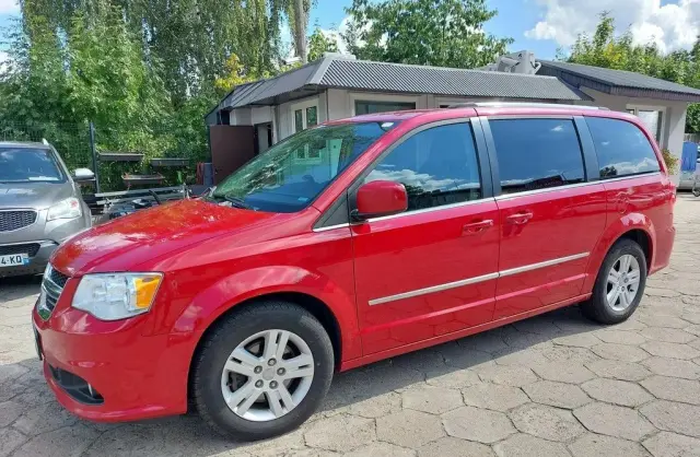DODGE Grand Caravan 