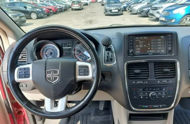 DODGE Grand Caravan 