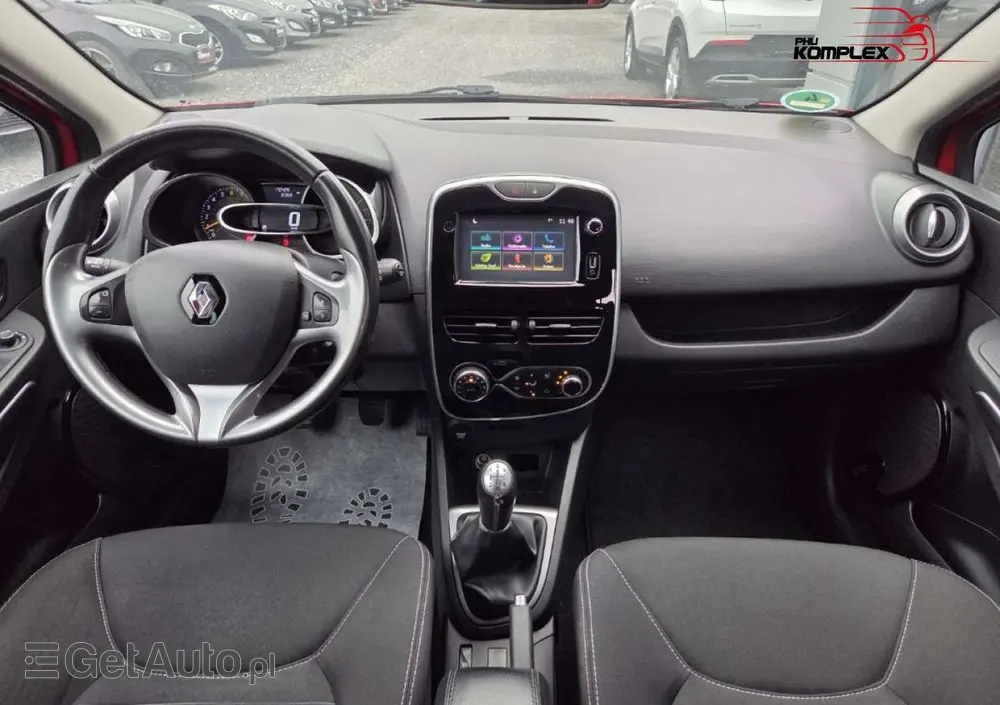 RENAULT Clio 