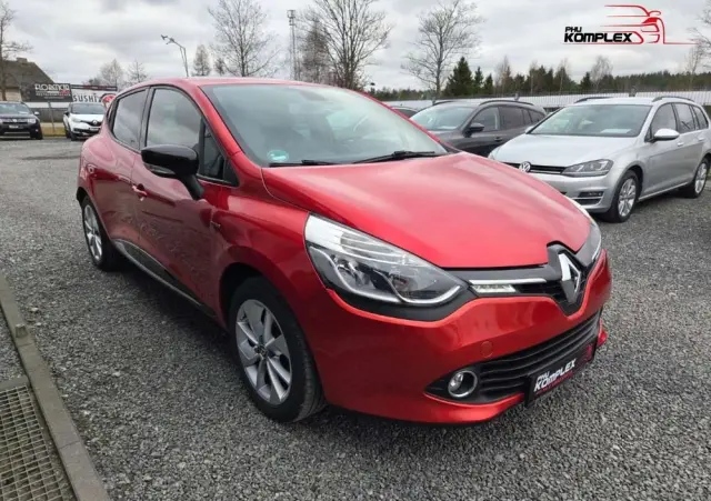 RENAULT Clio 