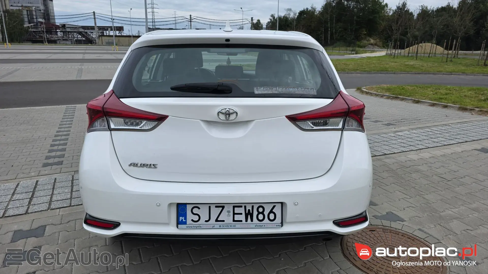 TOYOTA Auris Active