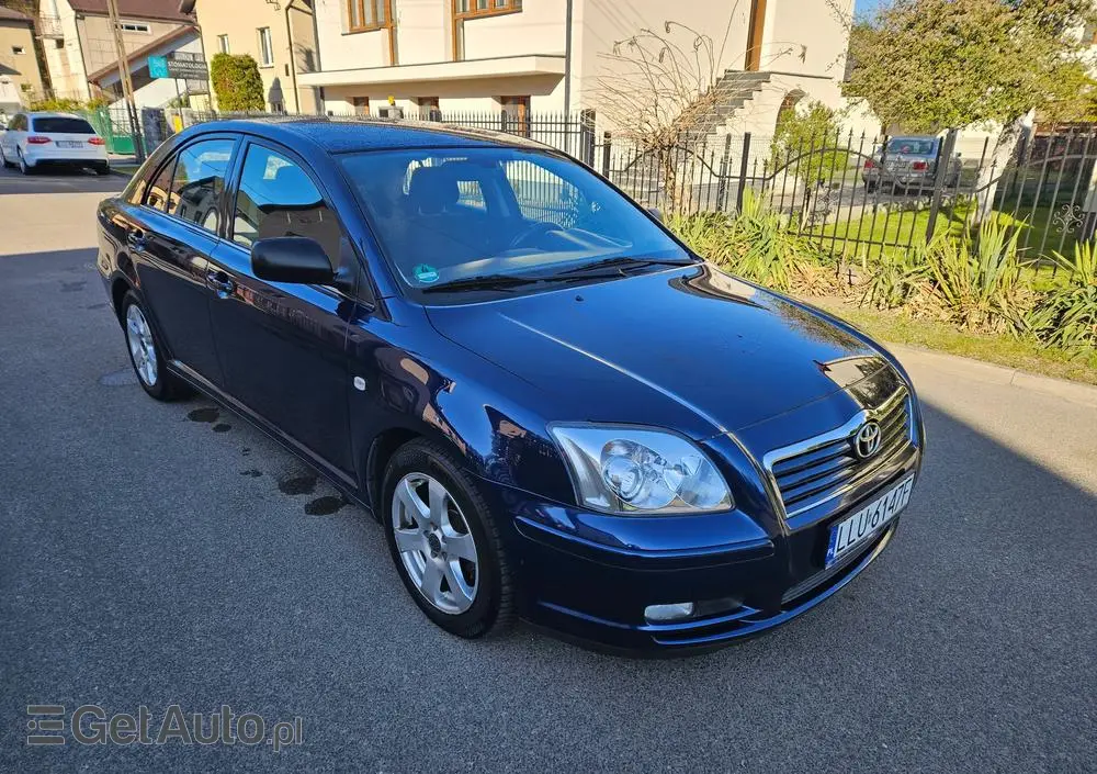 TOYOTA Avensis 2.0 VVT-i Executive