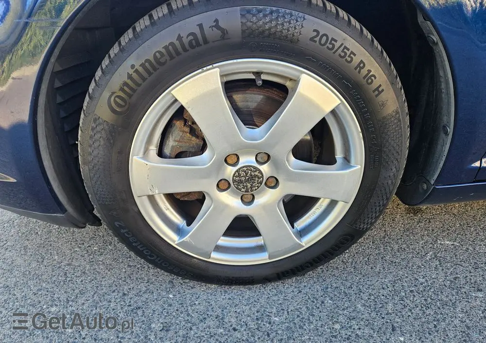 TOYOTA Avensis 2.0 VVT-i Executive