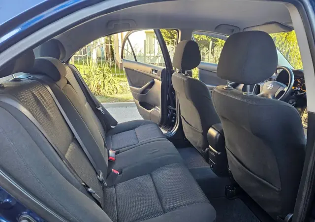 TOYOTA Avensis 2.0 VVT-i Executive