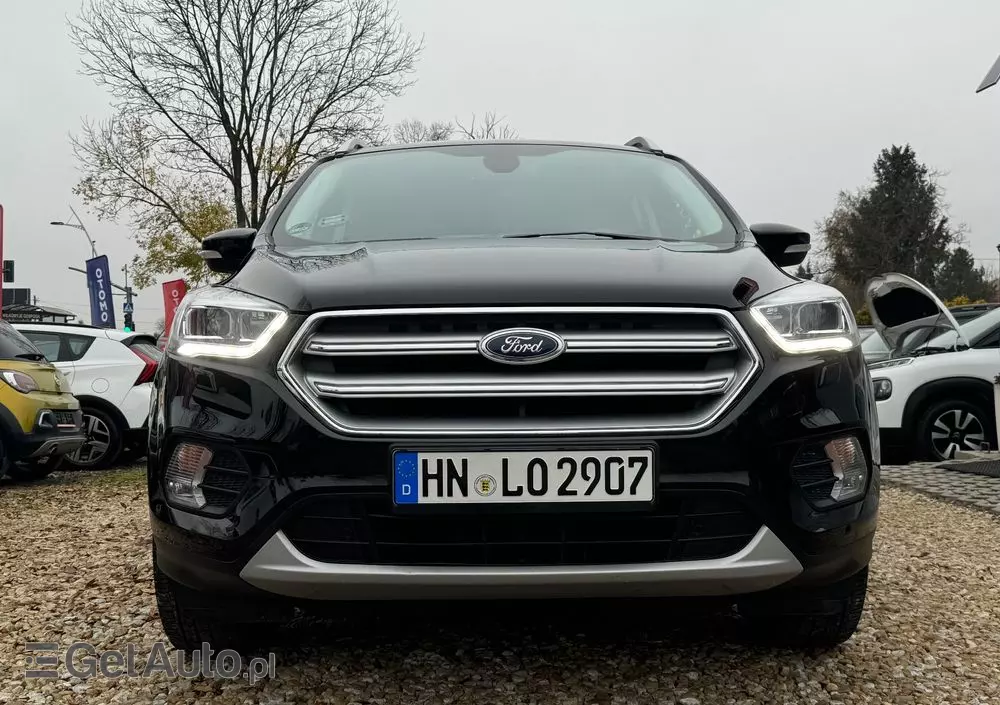 FORD Kuga 1.5 EcoBoost 4x4 Titanium
