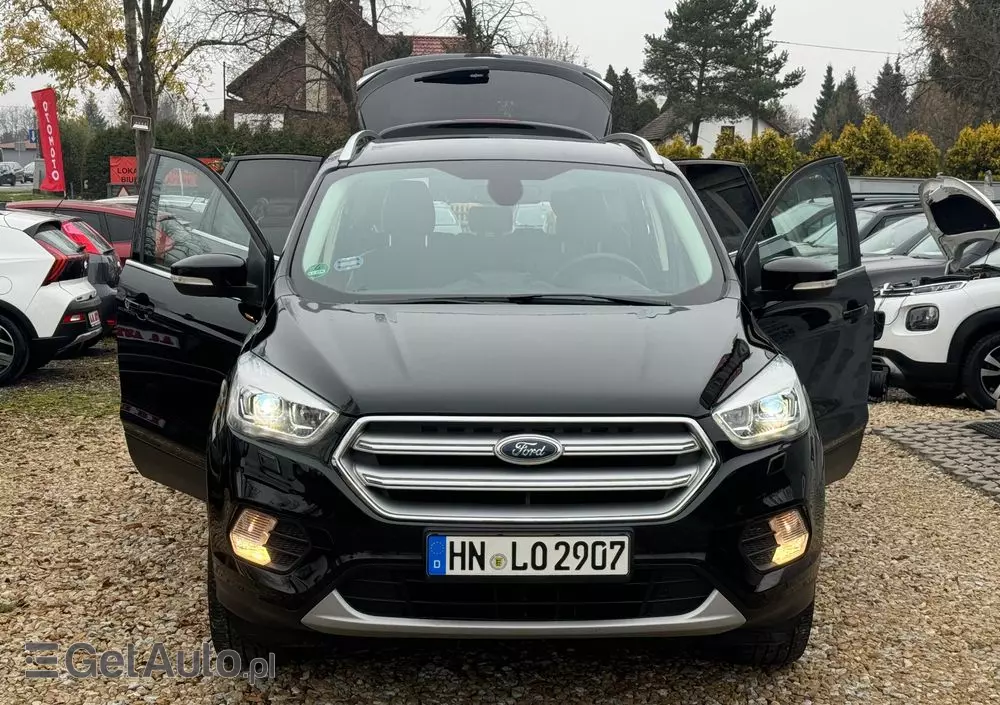 FORD Kuga 1.5 EcoBoost 4x4 Titanium