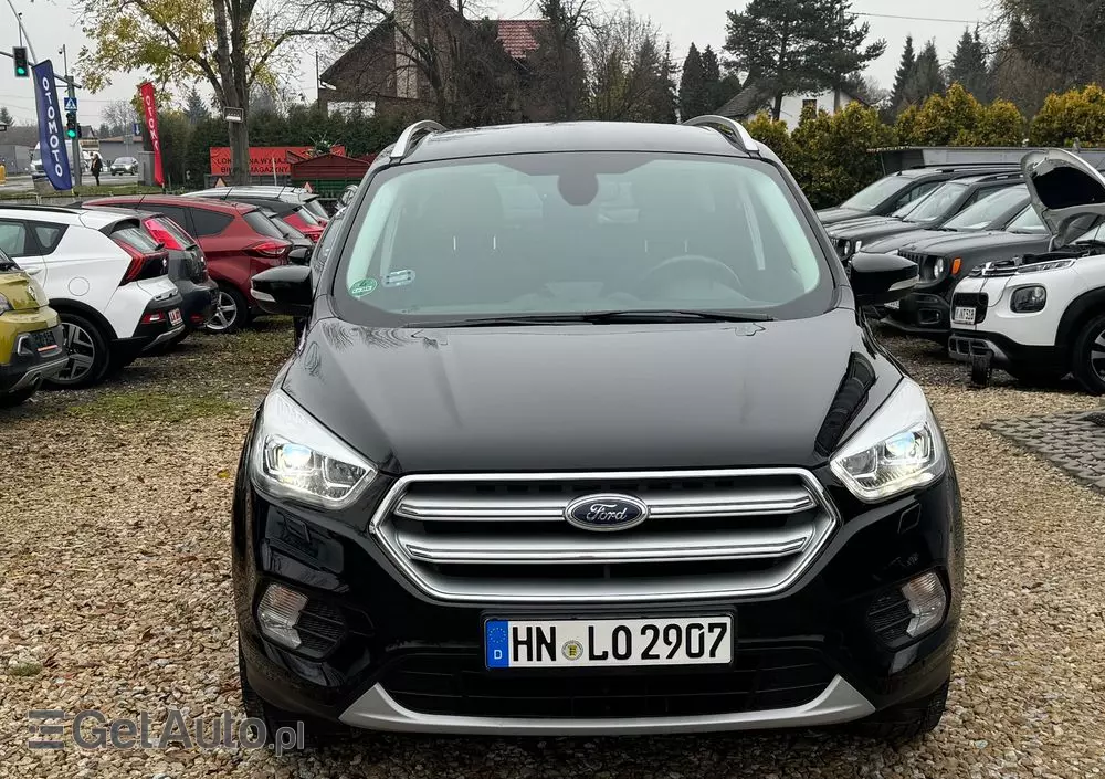 FORD Kuga 1.5 EcoBoost 4x4 Titanium