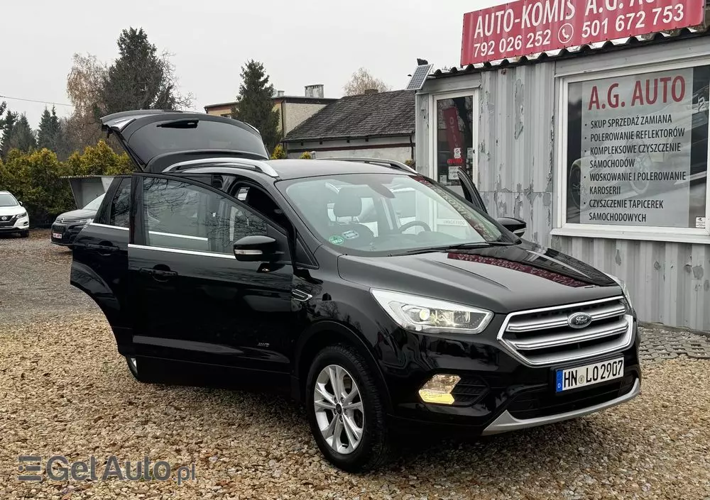 FORD Kuga 1.5 EcoBoost 4x4 Titanium