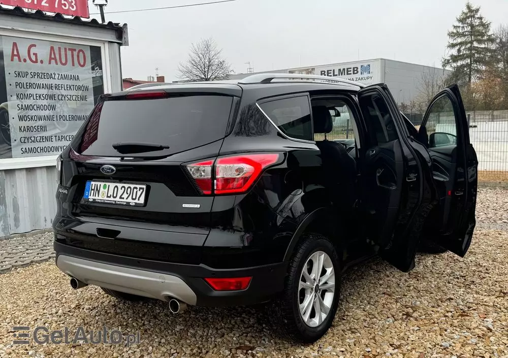 FORD Kuga 1.5 EcoBoost 4x4 Titanium