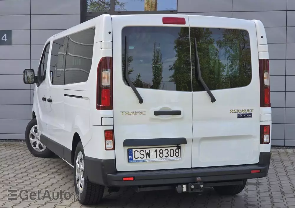 RENAULT Trafic 