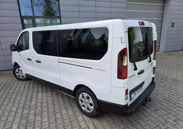 RENAULT Trafic 