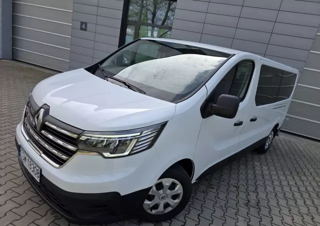 RENAULT Trafic 