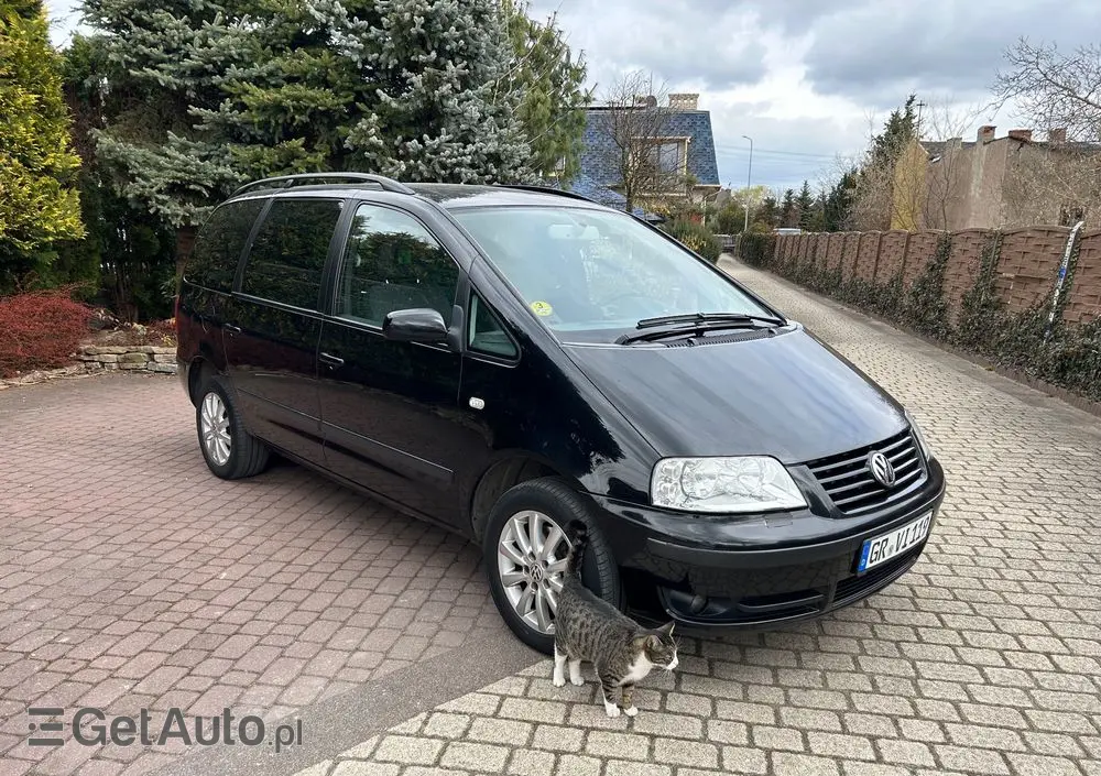VOLKSWAGEN Sharan 1.9 TDI Family