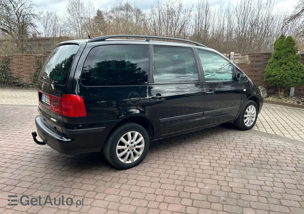 VOLKSWAGEN Sharan 1.9 TDI Family