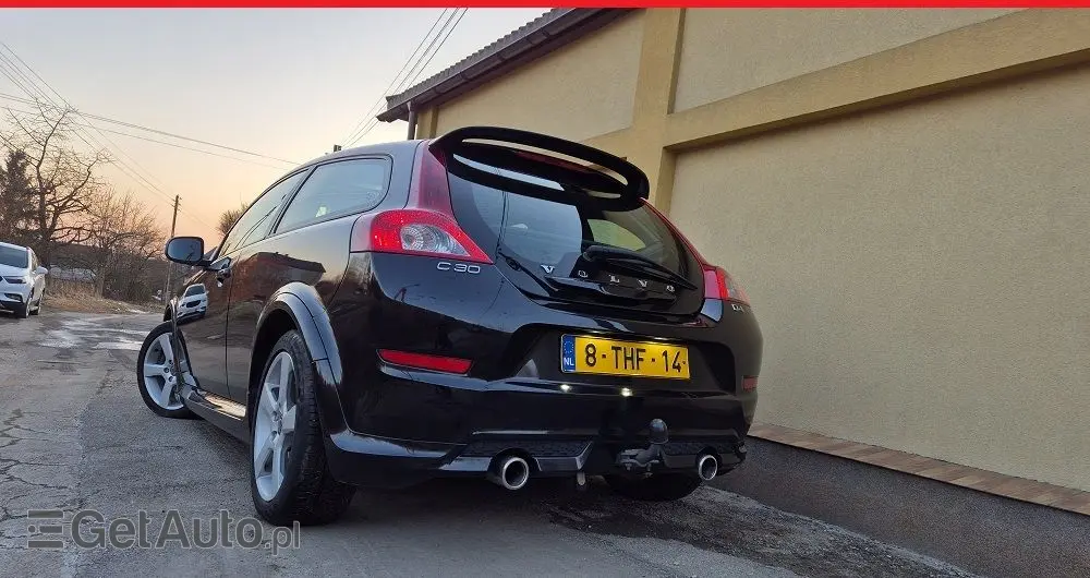 VOLVO C30 D4 R-Design