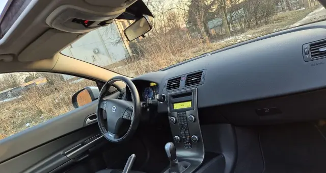 VOLVO C30 D4 R-Design