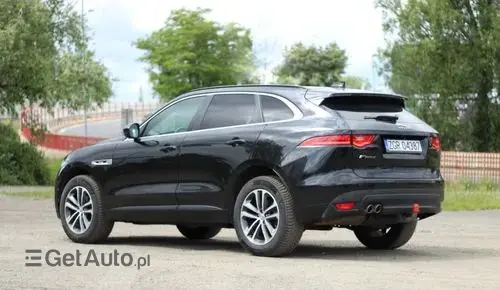 JAGUAR F-Pace 