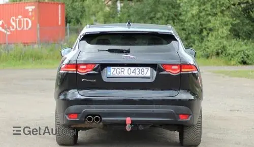 JAGUAR F-Pace 