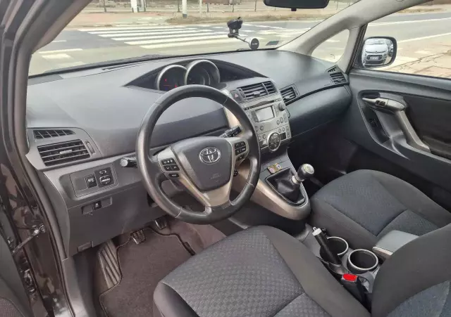 TOYOTA Verso 2.0 D-4D 2010 7os