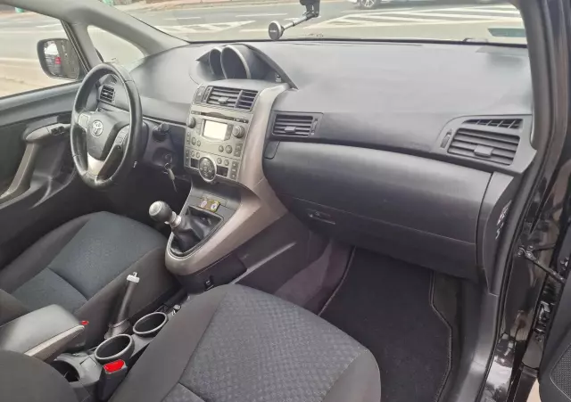 TOYOTA Verso 2.0 D-4D 2010 7os