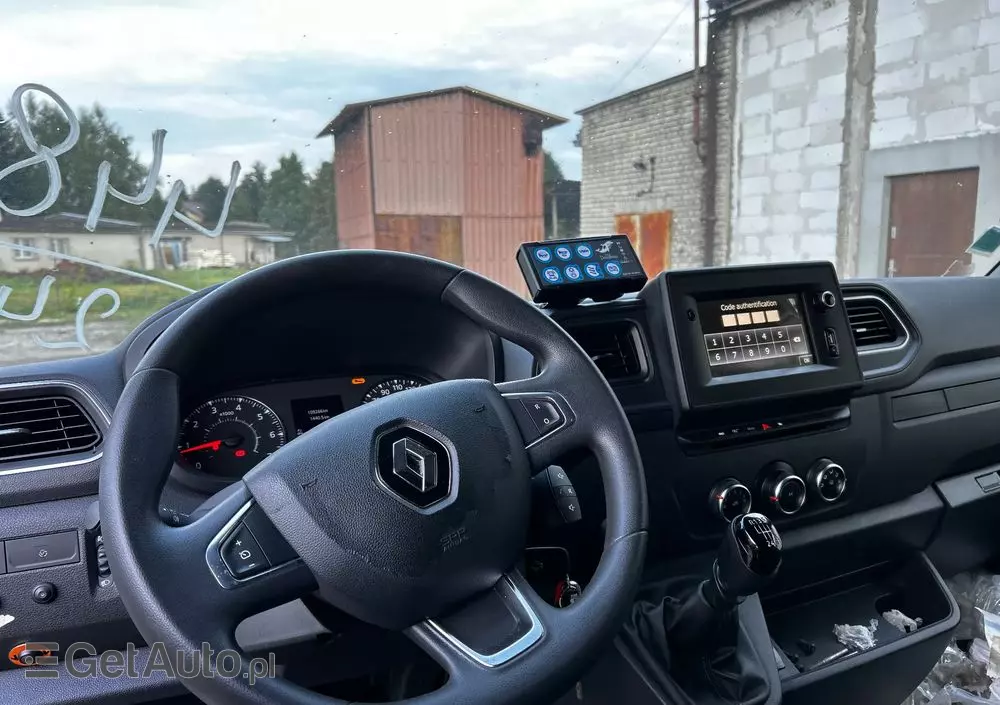 RENAULT MASTER VEGAS AMBULANCE 