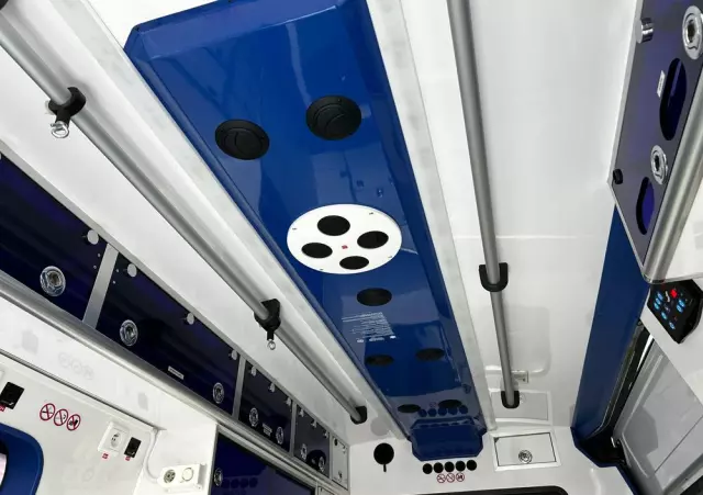 RENAULT MASTER VEGAS AMBULANCE 