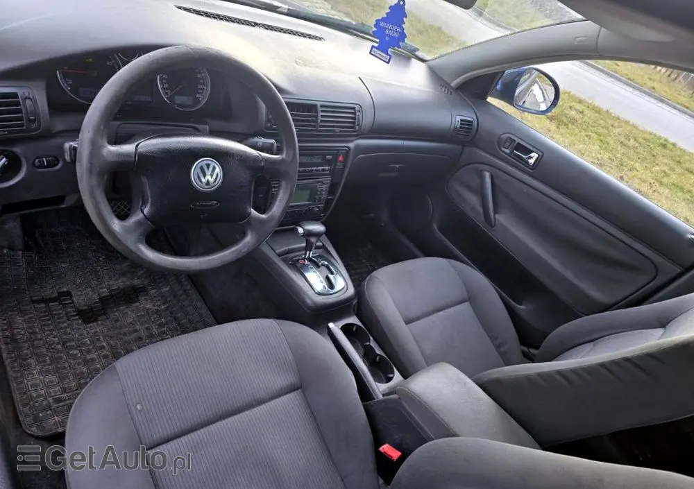 VOLKSWAGEN Passat 1.9 TDI Comfortline Tiptr