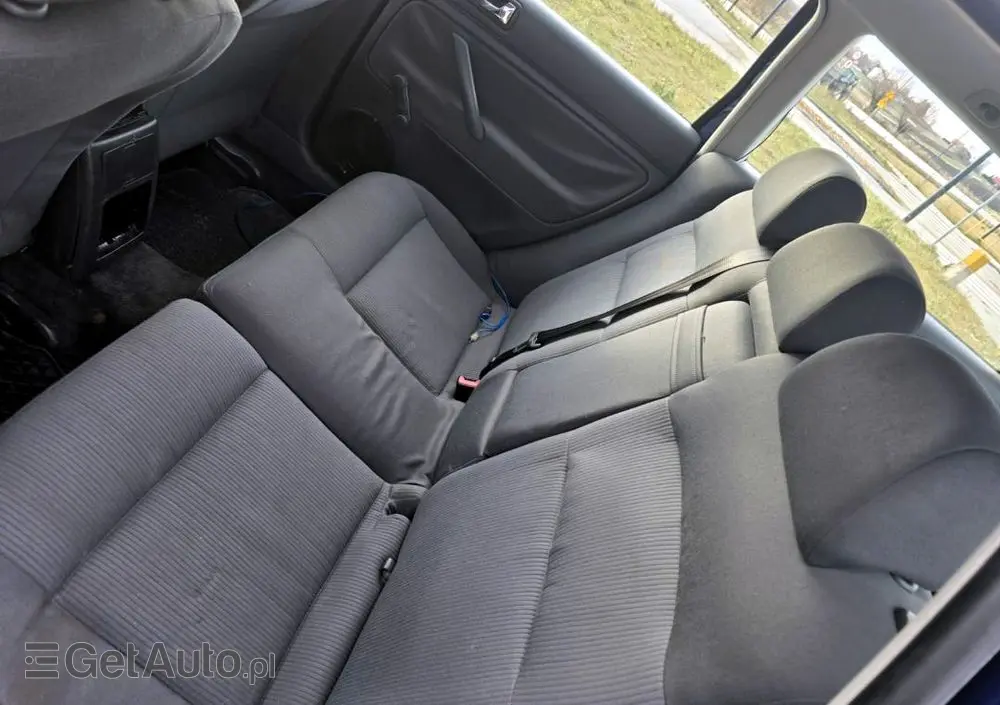 VOLKSWAGEN Passat 1.9 TDI Comfortline Tiptr