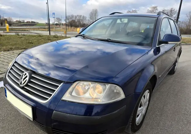 VOLKSWAGEN Passat 1.9 TDI Comfortline Tiptr
