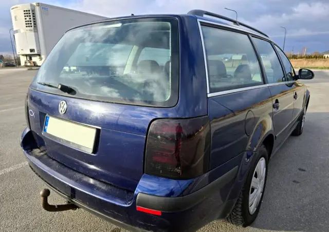 VOLKSWAGEN Passat 1.9 TDI Comfortline Tiptr