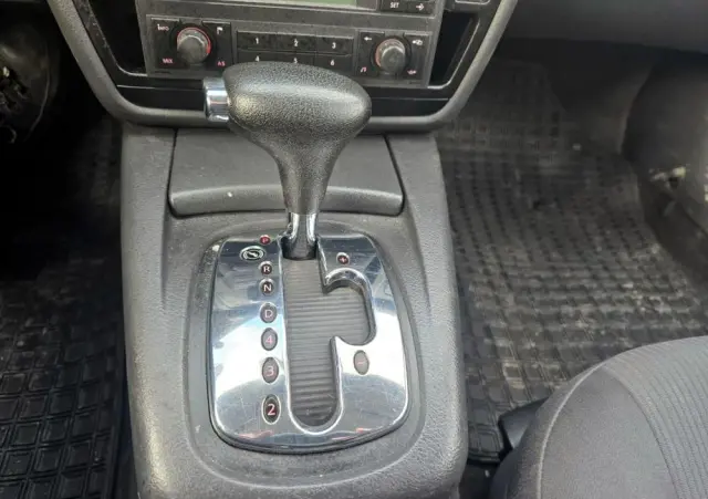 VOLKSWAGEN Passat 1.9 TDI Comfortline Tiptr
