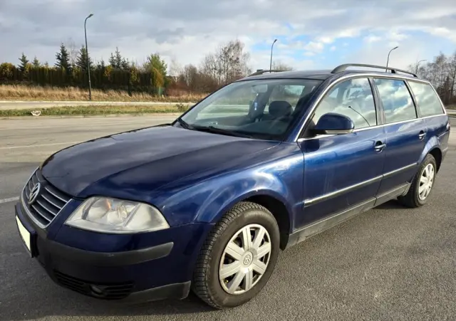VOLKSWAGEN Passat 1.9 TDI Comfortline Tiptr