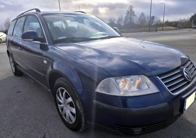 VOLKSWAGEN Passat 1.9 TDI Comfortline Tiptr