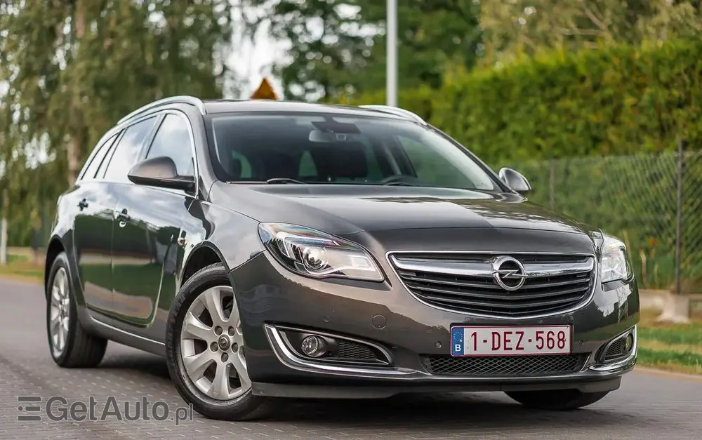 OPEL Insignia 