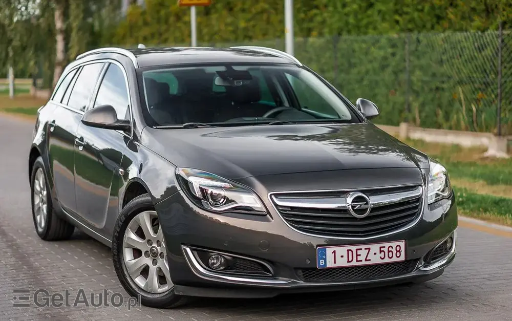 OPEL Insignia 